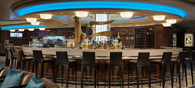 Atrium Cafe on Norwegian Escape