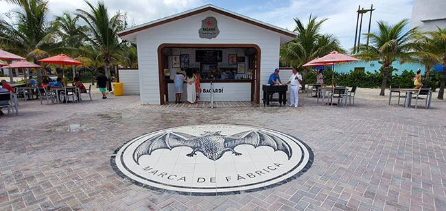 Bicardi Bar at Great Stirrup Cay