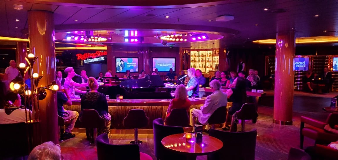 Dueling Pianos at Billboard Onboard on Nieuw Statendam
