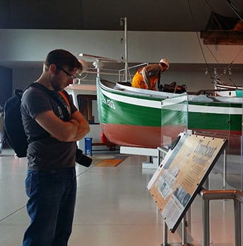 billy at columbia river maritime museum