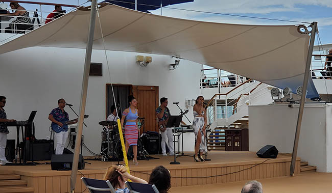 Manila Soul on Norwegian Sky Was Great - But Can They Also Juggle?