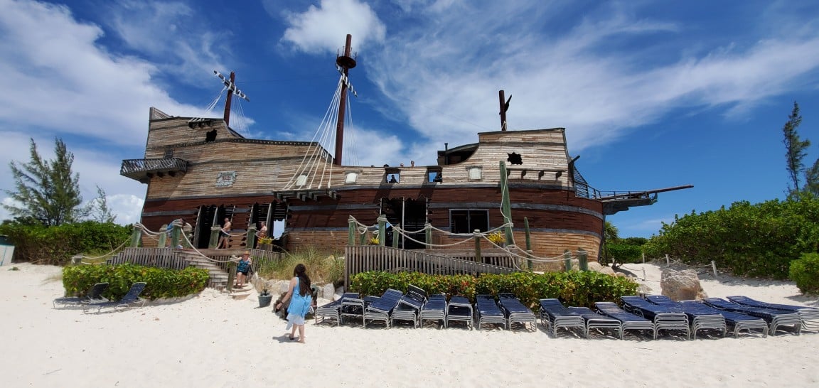 Pirate Bar at Half Moon Cay