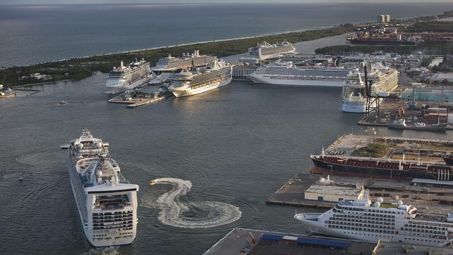Over 53k passengers sailed out of Port Everglades on December 20, 2015 - photo Sun-Sentinel