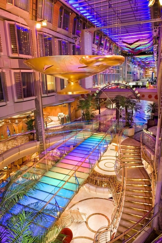Royal Promenade on Independence of The Seas
